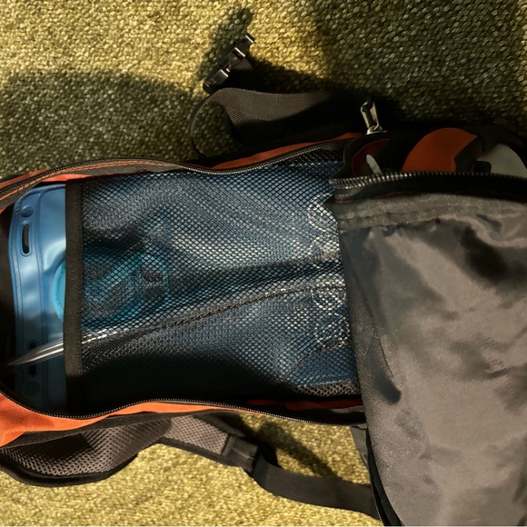 swiss gear waterbottle backpack - Picture 2 of 4